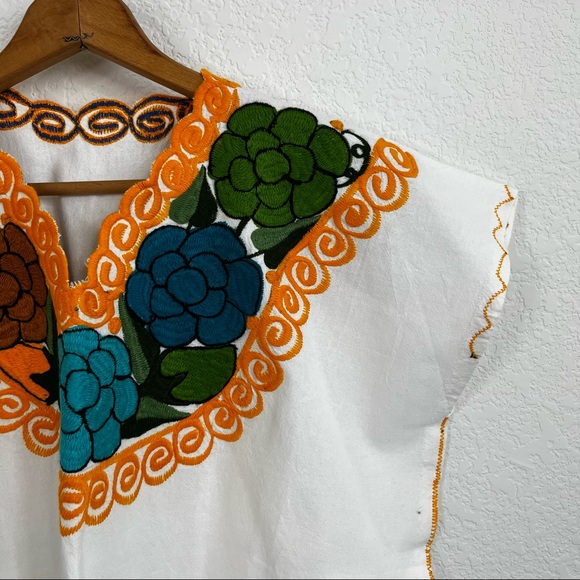 Costume Baldor Mexican Embroidered Tunic Floral Em - Picture 4 of 6